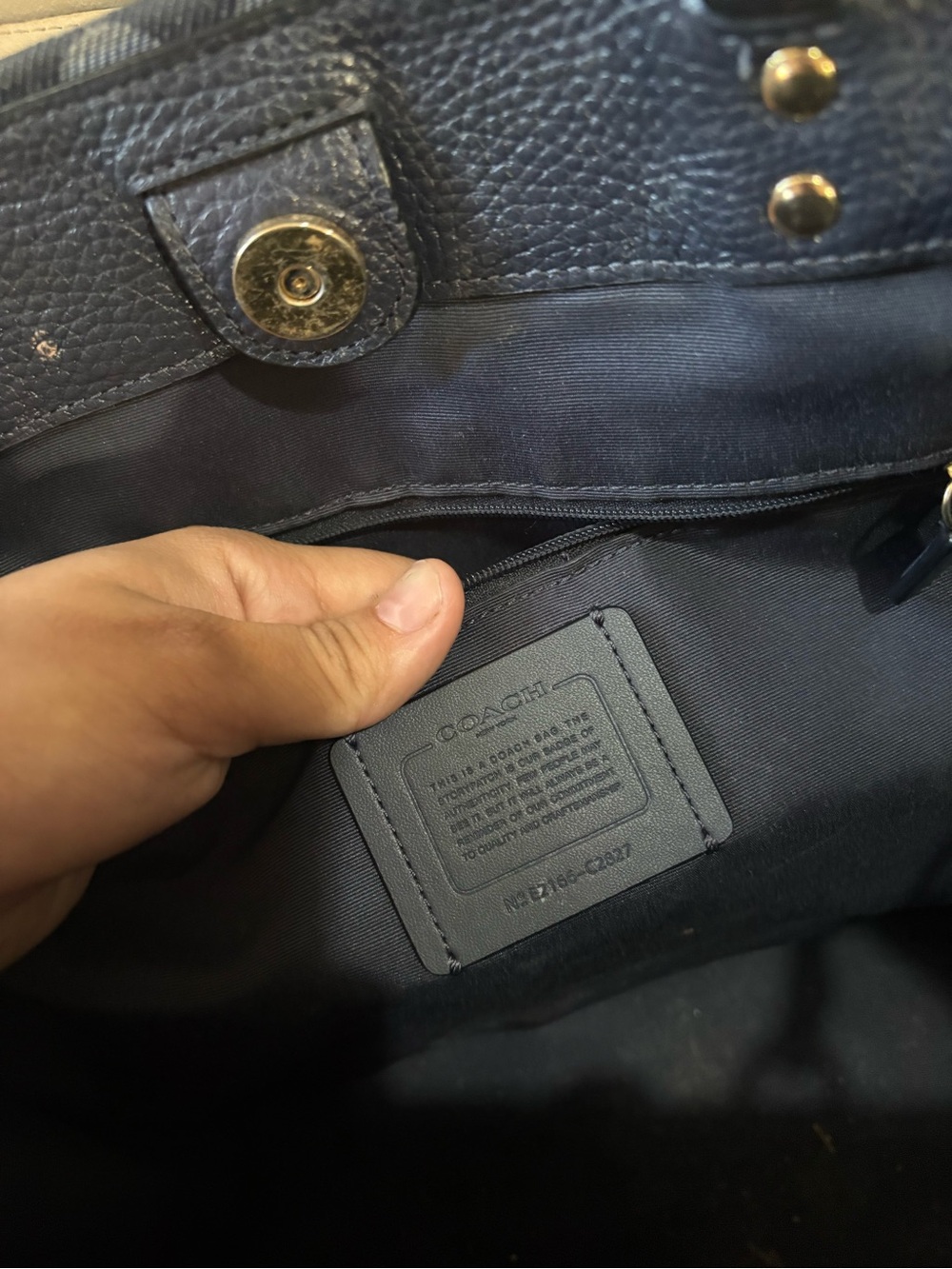 COACH Navy Signature Canvas Tote with Cream Trim and Black Strap - Picture 7 of 12